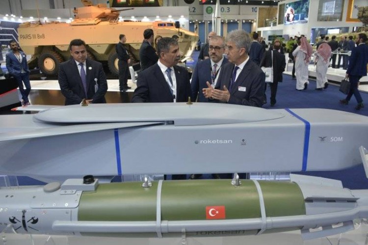 Azerbaycan Savunma Bakanç Zakir HASANOV